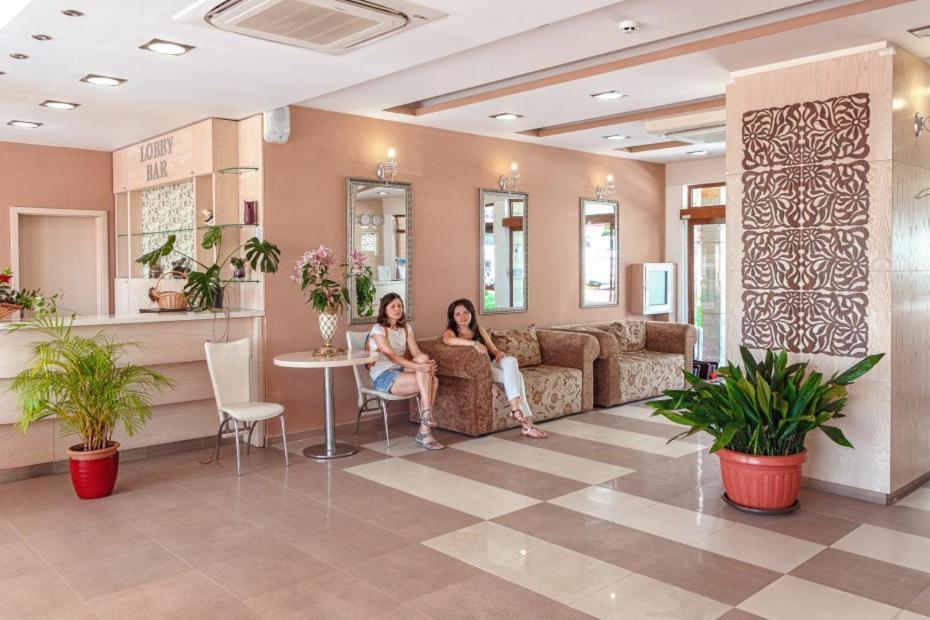 Александра Hotel Sveti Vlas Ngoại thất bức ảnh