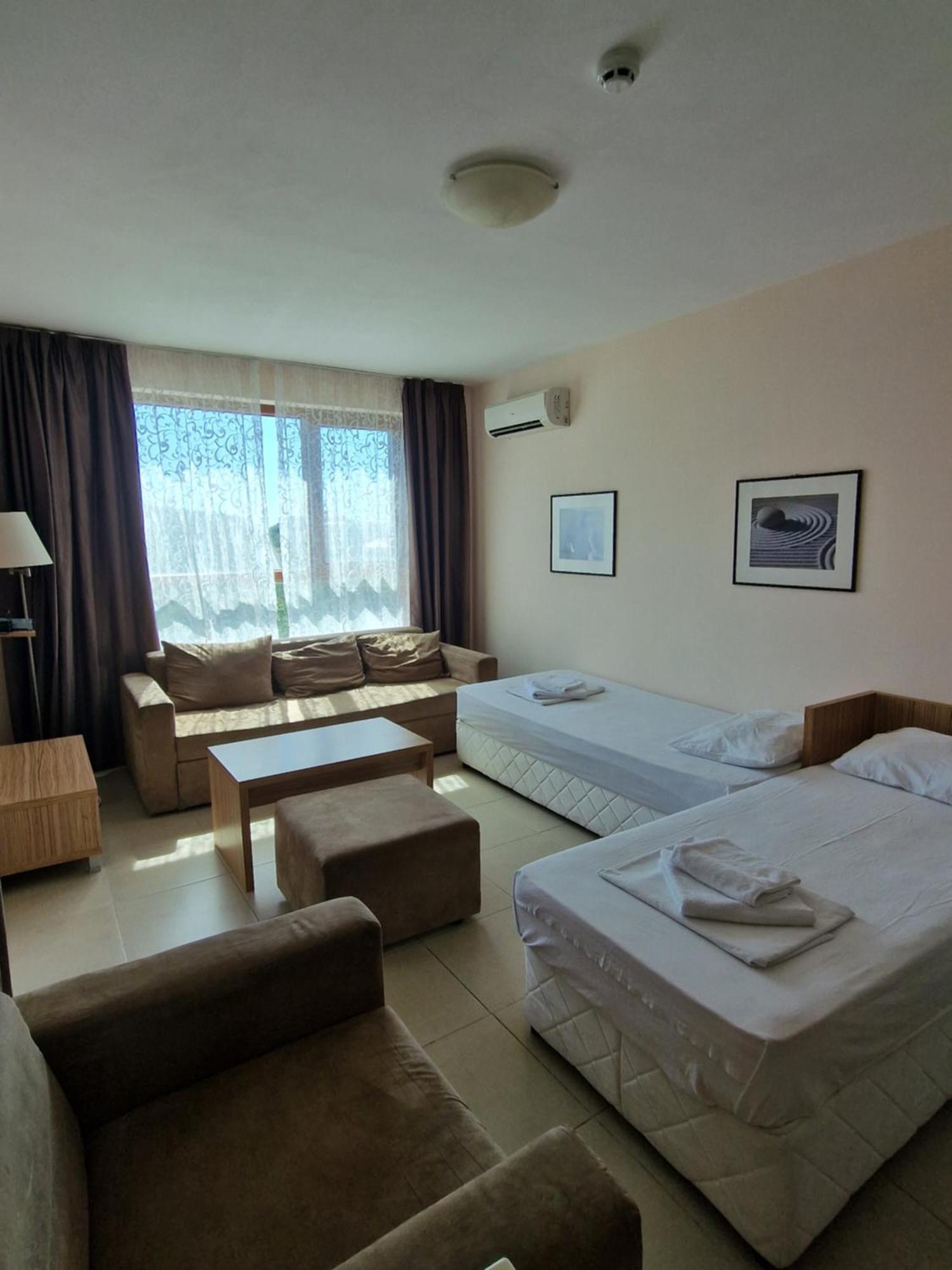 Александра Hotel Sveti Vlas Ngoại thất bức ảnh