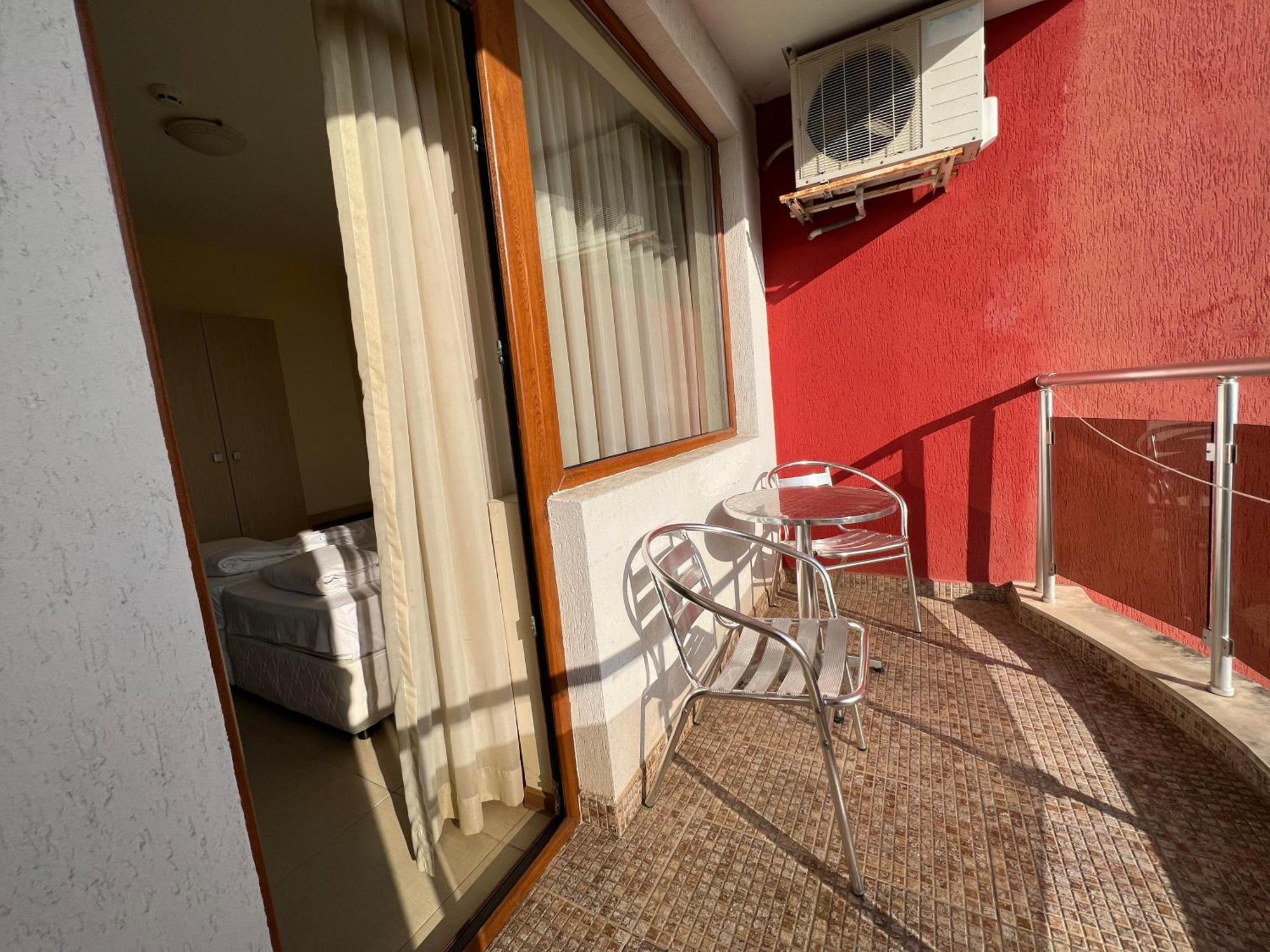 Александра Hotel Sveti Vlas Ngoại thất bức ảnh