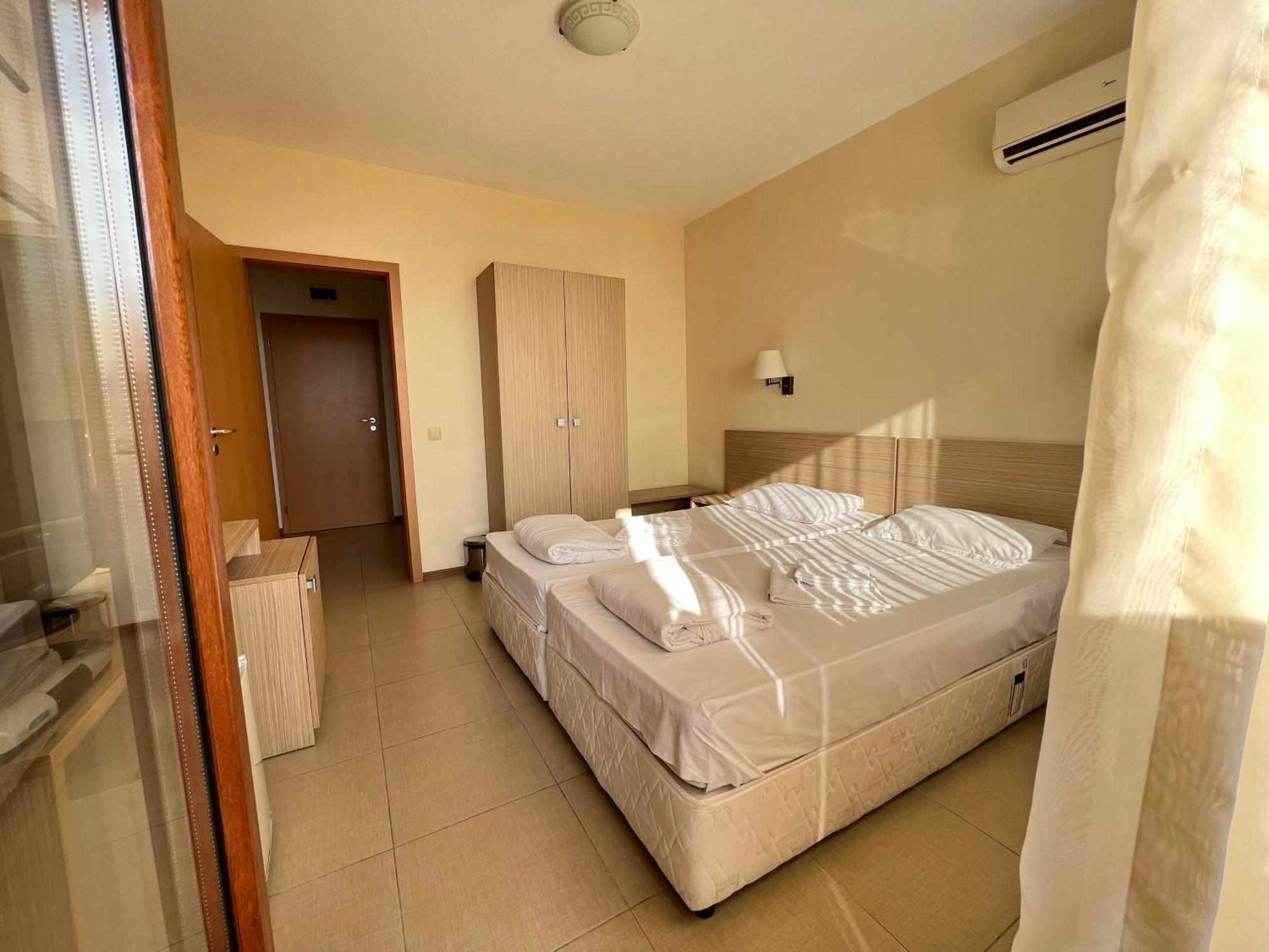Александра Hotel Sveti Vlas Ngoại thất bức ảnh
